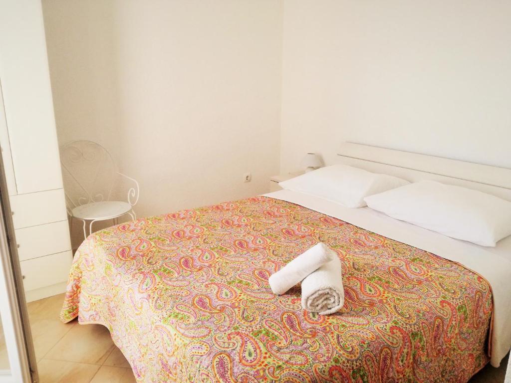 Room interior at Rooms Villa Gala 1